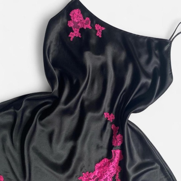 SOLD - Picture 3 of 8